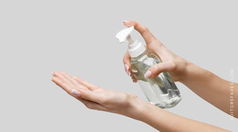 testing out our clean, DIY Hand Sanitizer Spray Recipe