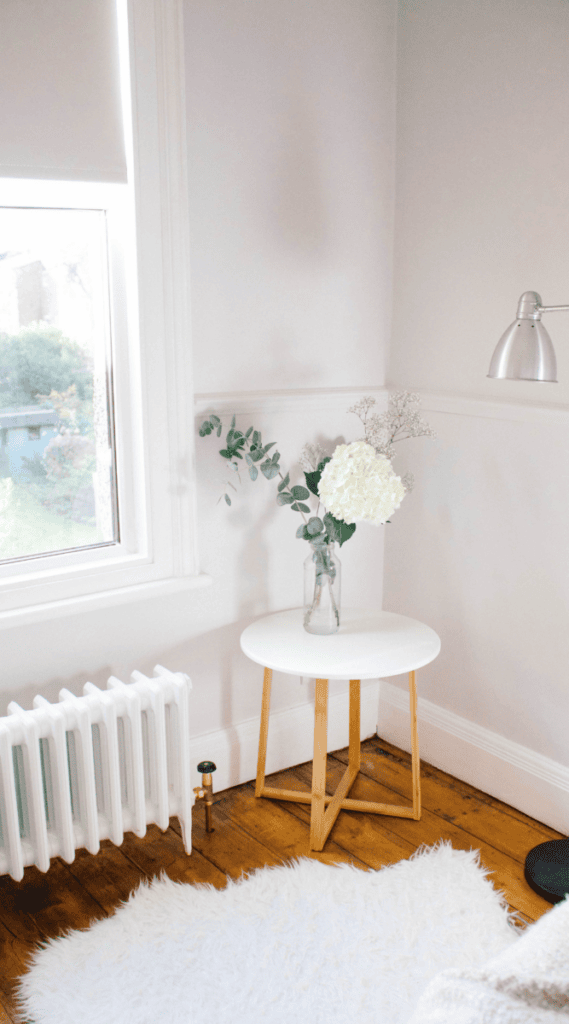 25 5 College Apartment Living Room Decor Ideas