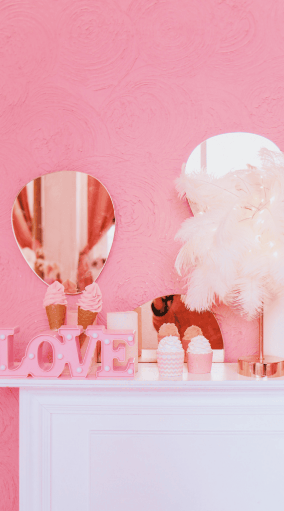 pink love sign 4 Cute Pink Dorm Room Decor Ideas You'll Love