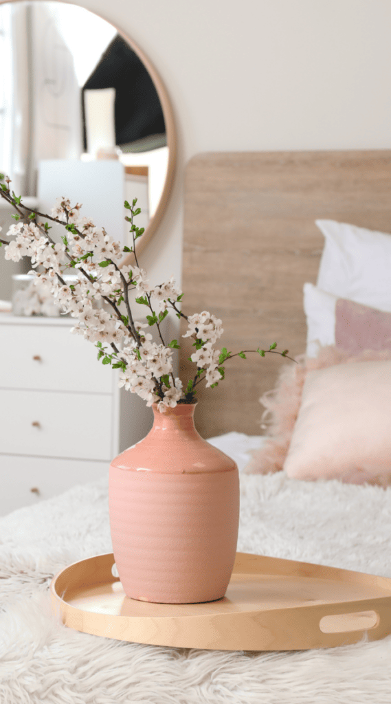 pink vases 2 Cute Pink Dorm Room Decor Ideas You'll Love