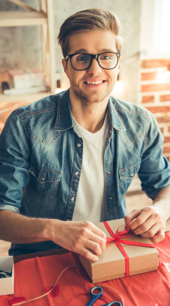 Thoughtful Gift Ideas for Him (Gifts for Guys)