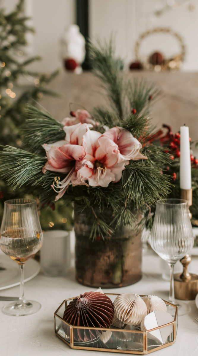 Unique Winter Decor Ideas (Winter Decorations)