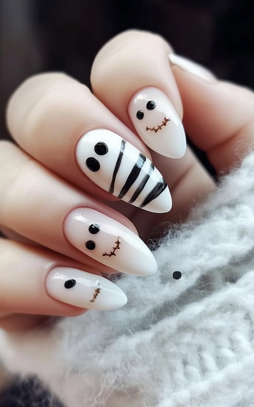 Easy Halloween nails cute mummies