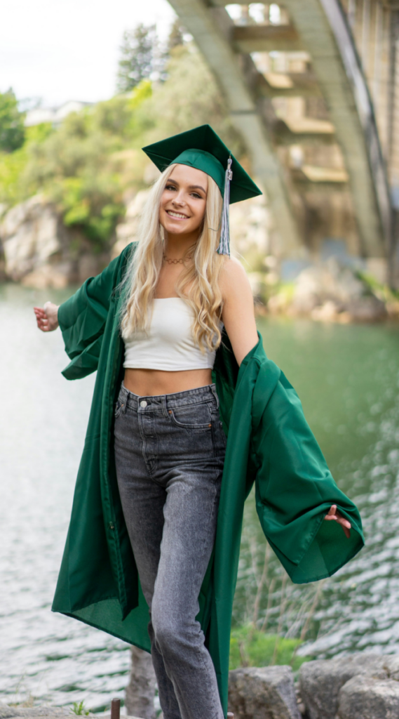 12 2 Cute Graduation Outfit Ideas