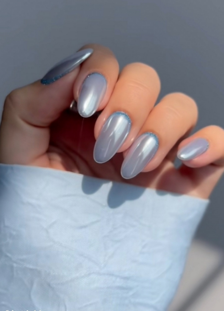 30 1 The Cutest Gradutaion Nails to Try