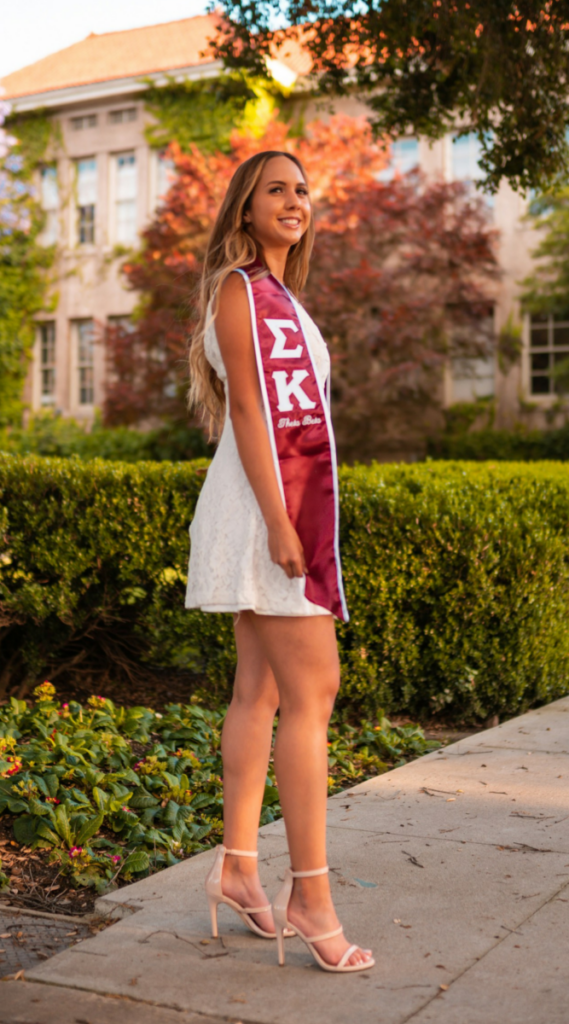 6 2 Cute Graduation Outfit Ideas