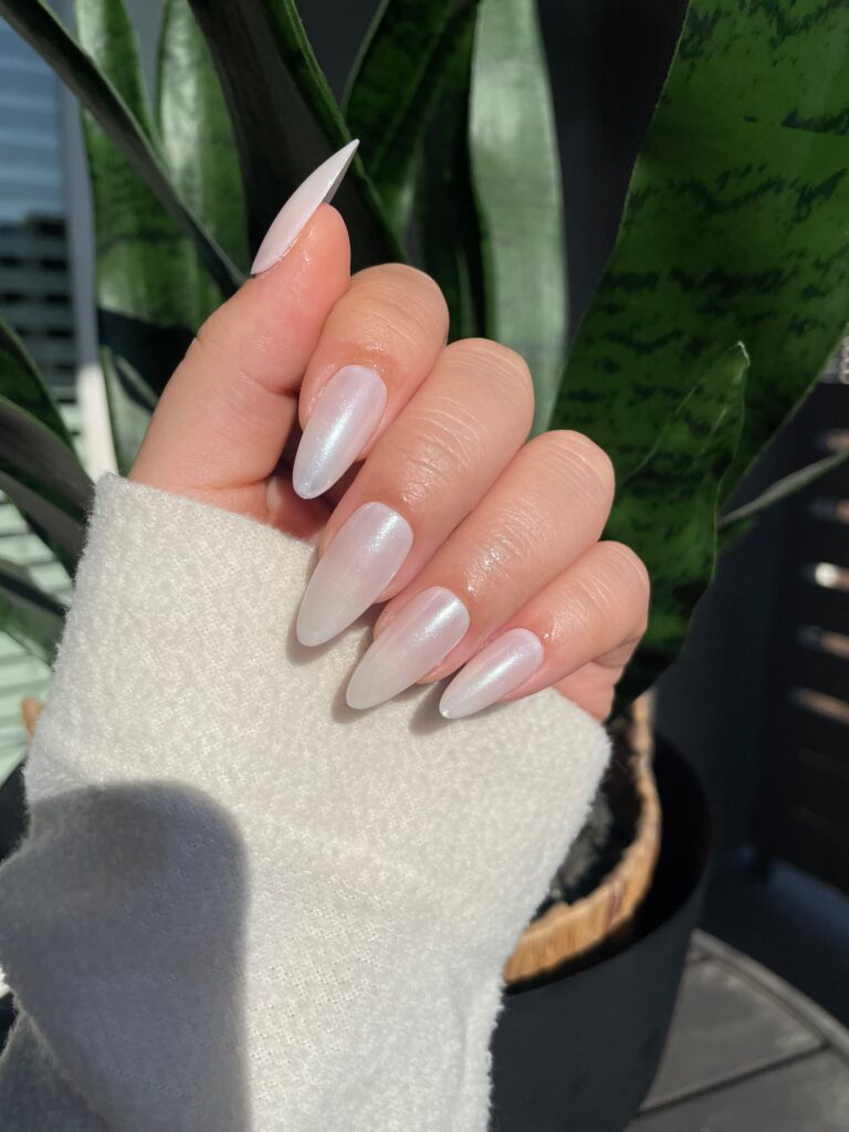 3 Super Classy White Nails