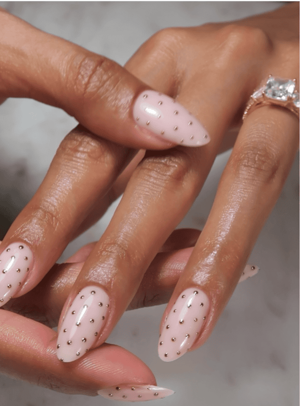 seasonal polka dots nails